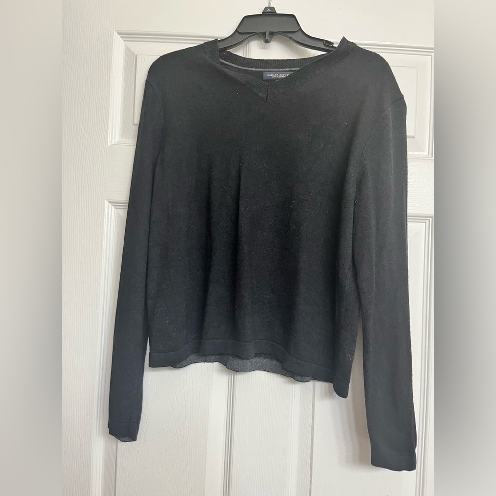Banana Republic Elegant Black V-Neck Sweater